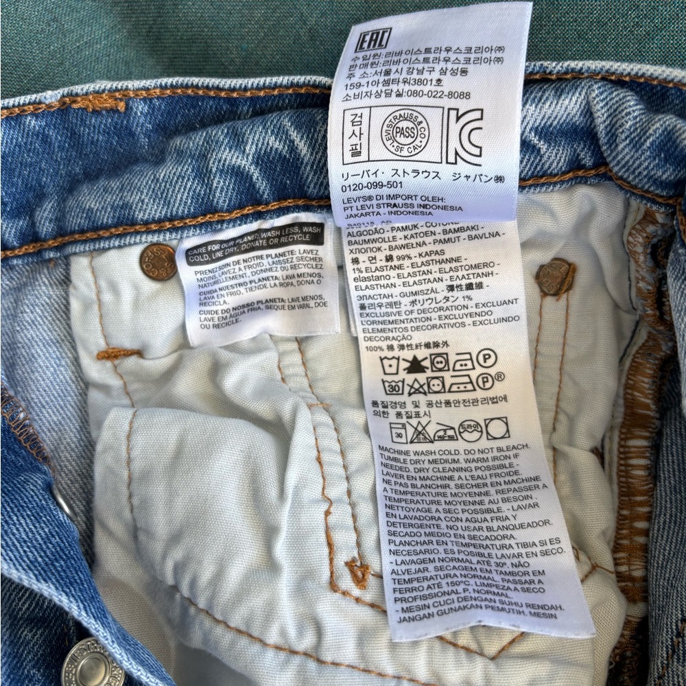 LEVI 501S Jeans - Picture 6 of 7